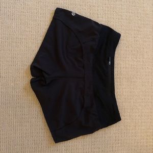 lululemon black shorts